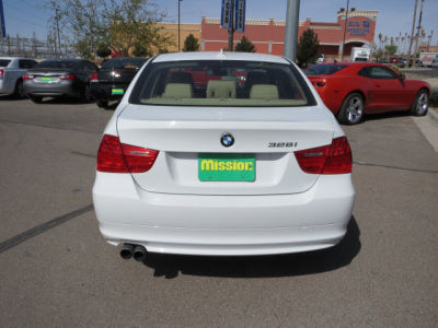 2011 BMW 328  i