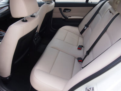 2011 BMW 328  i
