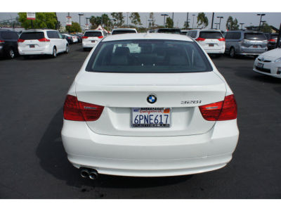 2011 BMW 328  i