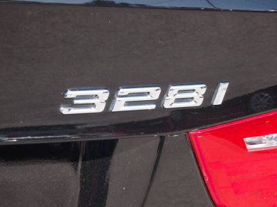 2011 BMW 328  i