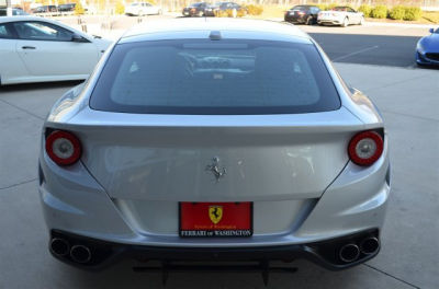 2012 Ferrari FF Base