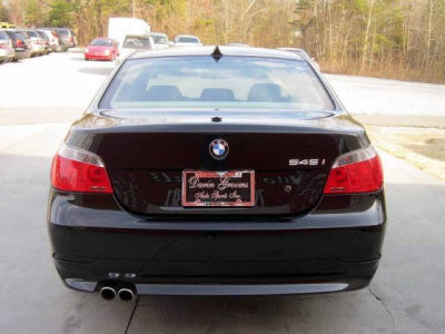 2005 BMW 545  i