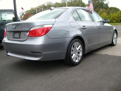 2004 BMW 545  i