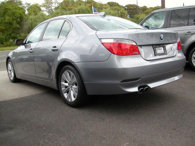 2004 BMW 545  i