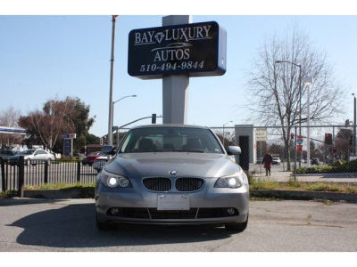 2005 BMW 545  i