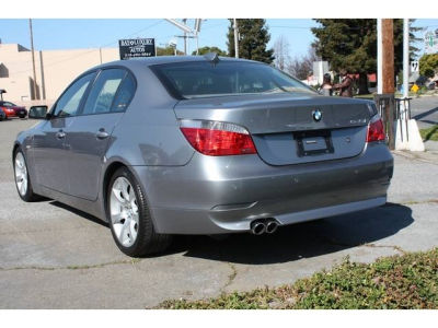 2005 BMW 545  i