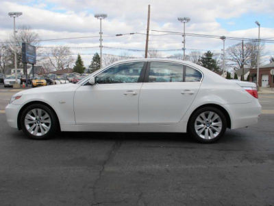 2005 BMW 545  i