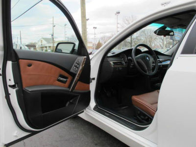 2005 BMW 545  i