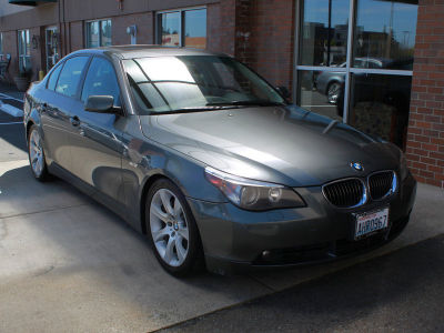 2005 BMW 545  i