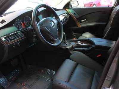 2005 BMW 545  i