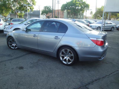 2005 BMW 545  i