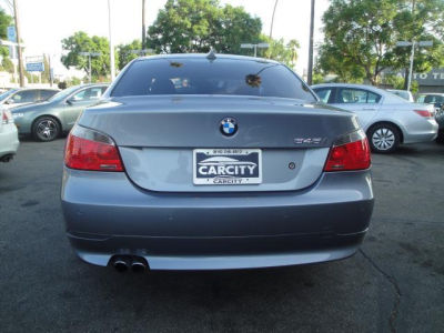 2005 BMW 545  i