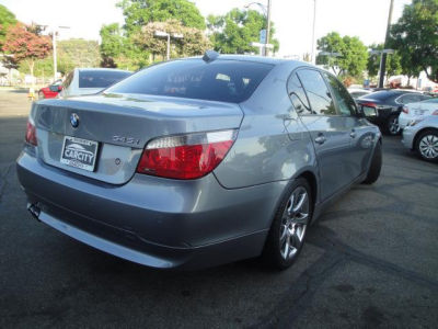 2005 BMW 545  i