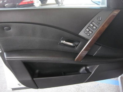 2004 BMW 545  i