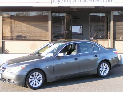 2004 BMW 545  i