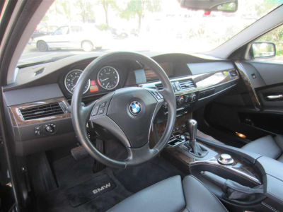 2005 BMW 545  i