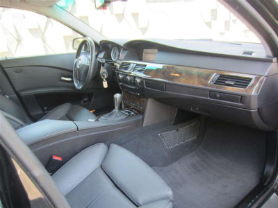 2005 BMW 545  i