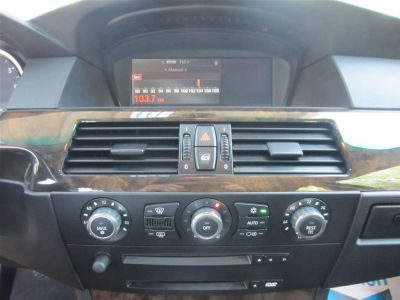 2005 BMW 545  i