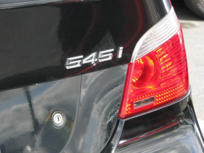 2005 BMW 545  i