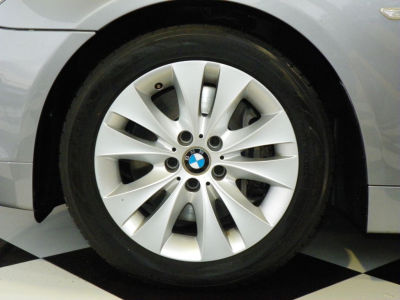 2005 BMW 545  i