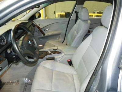 2005 BMW 545  i