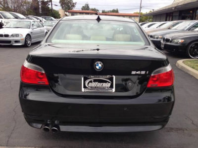 2005 BMW 545 i