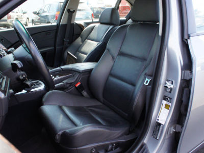 2005 BMW 545  i