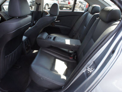 2005 BMW 545  i