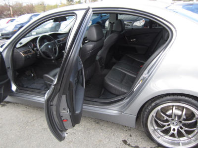 2004 BMW 545  i