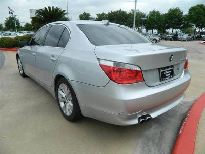 2005 BMW 545  i