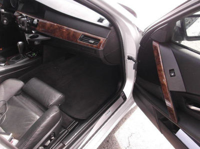 2005 BMW 545  i