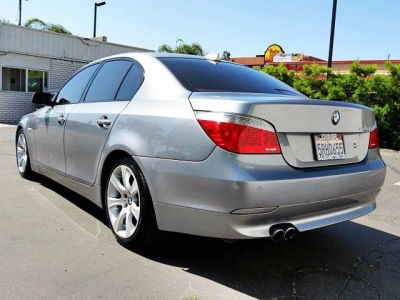 2005 BMW 545  i