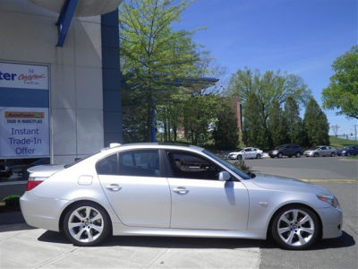 2005 BMW 545  i