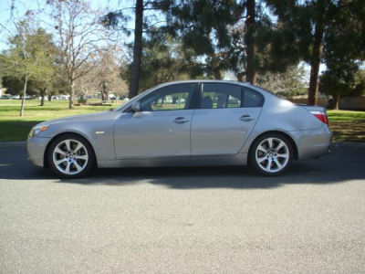 2005 BMW 545  i