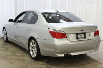 2005 BMW 545  i