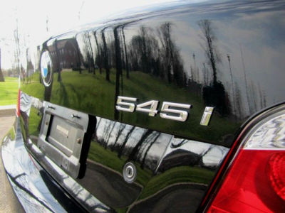 2004 BMW 545  i