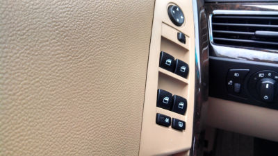 2005 BMW 545  i