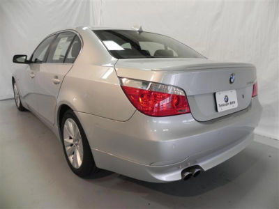 2005 BMW 545  i