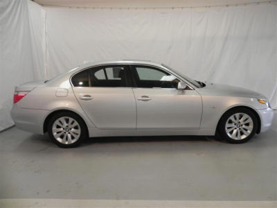 2005 BMW 545  i