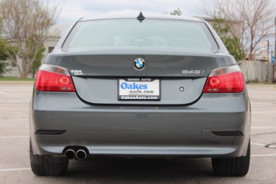 2004 BMW 545  i