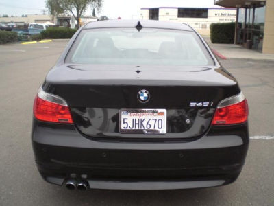 2004 BMW 545 i