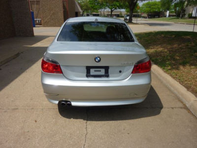 2005 BMW 545  i