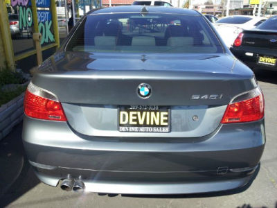 2004 BMW 545  i