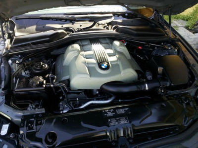 2004 BMW 545  i