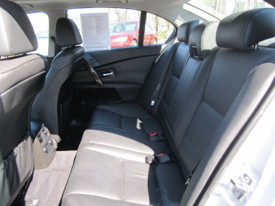 2004 BMW 545 i