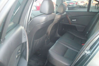 2004 BMW 545 i