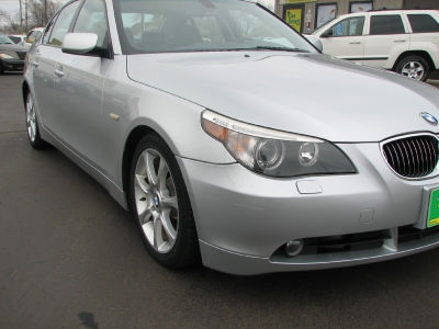 2004 BMW 545  i