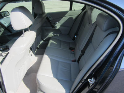 2004 BMW 545  i