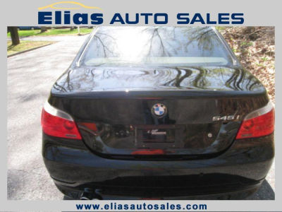 2005 BMW 545  i