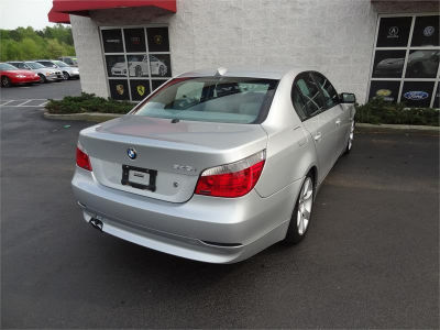 2004 BMW 545 i
